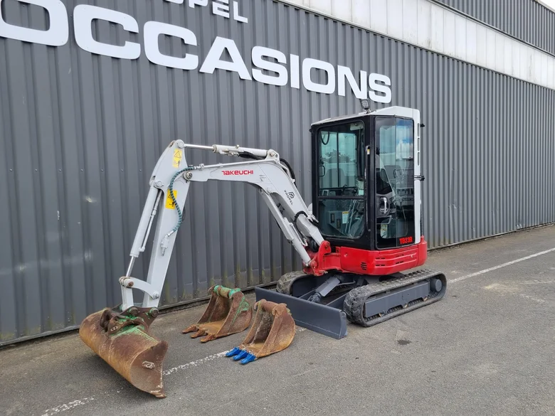 Mini pelle occasion TAKEUCHI TB23RA