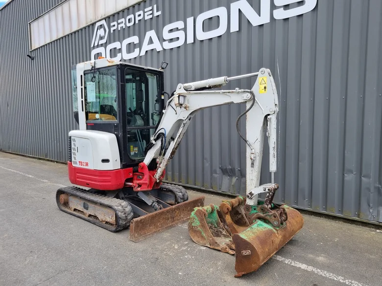 Mini pelle occasion TAKEUCHI TB23RA