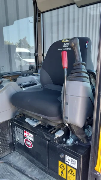 Mini pelle occasion JCB 25Z CAB