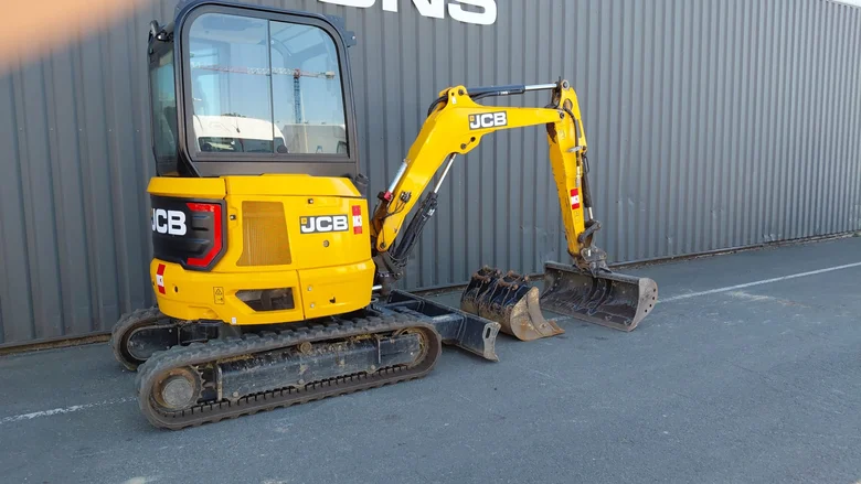 Mini pelle occasion JCB 25Z CAB