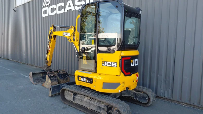 Mini pelle occasion JCB 25Z CAB