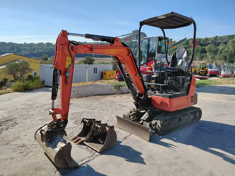 Mini pelle occasion HITACHI ZX19U-6-YR
