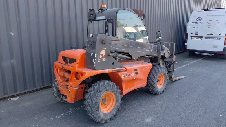 Chariot télescopique occasion AUSA T144H