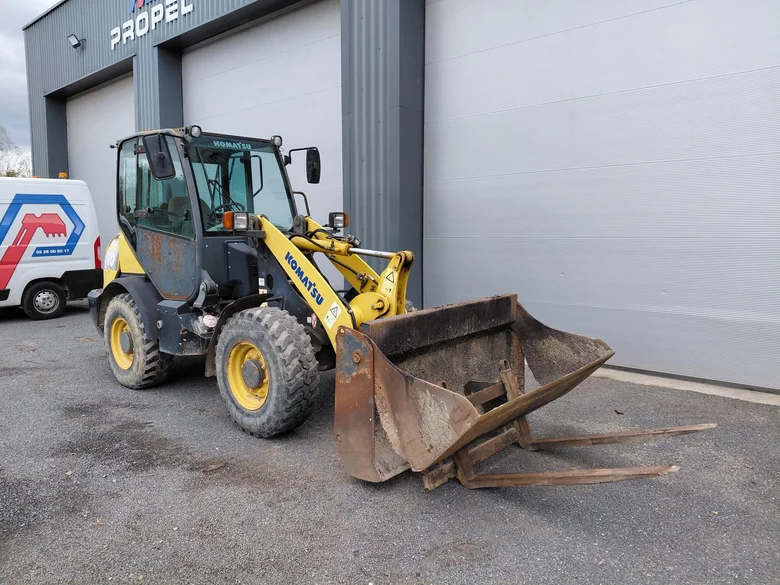 Mini-chargeur occasion KOMATSU WA70-5