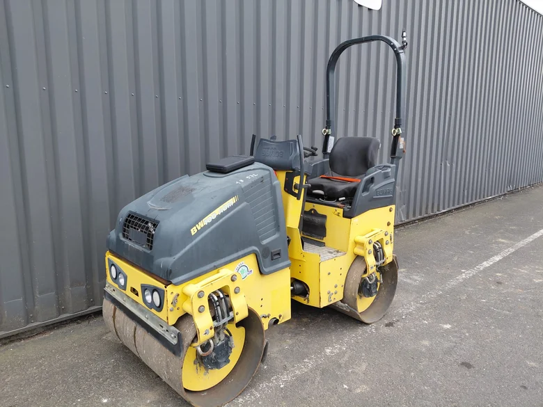 Compacteur occasion BOMAG BW100ADM