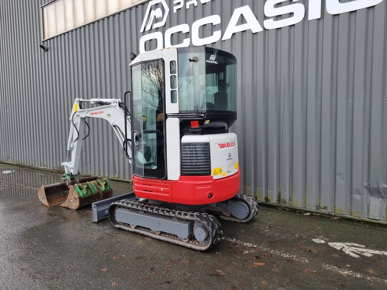 Mini pelle occasion TAKEUCHI TB23RA