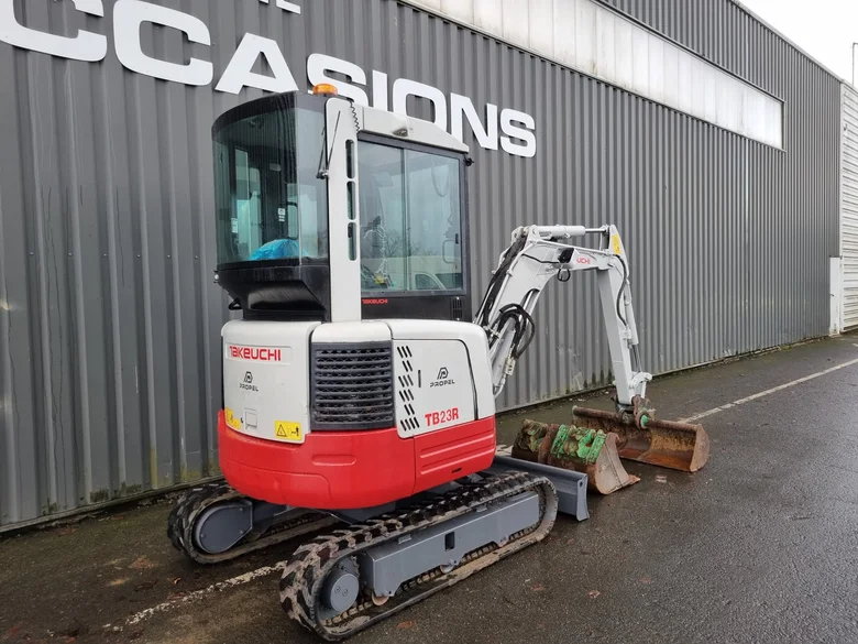Mini pelle occasion TAKEUCHI TB23RA